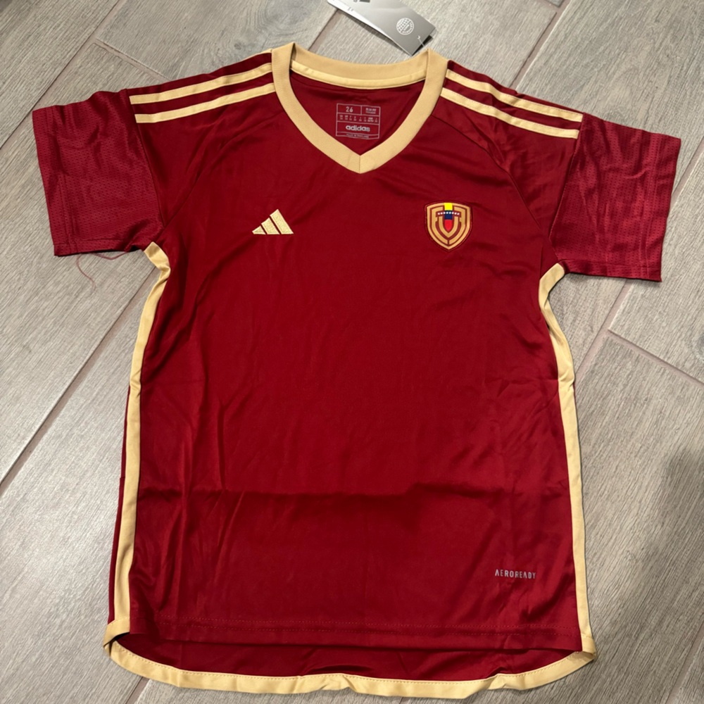 Size 26 Venezuela Home Kit